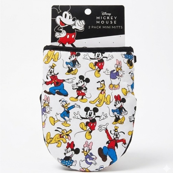 Disney Other - Disney Mickey Mouse & Friends 2-Pack Mini Oven Mitts Set